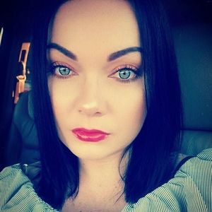 Meet your Posher, Traci